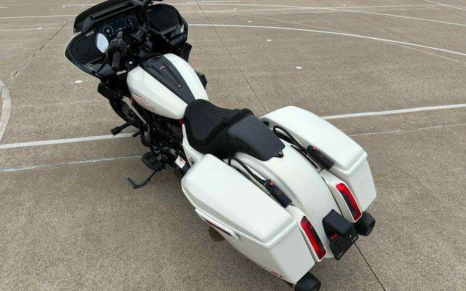 2024 Harley-Davidson CVO™ Road Glide® ST Golden White Pearl