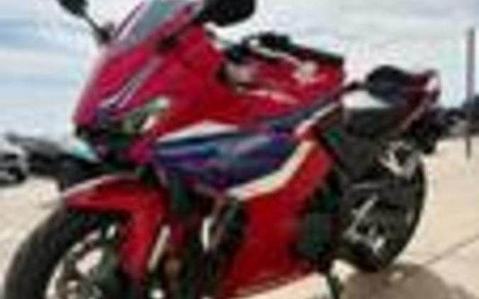 2025 Honda® CBR500R