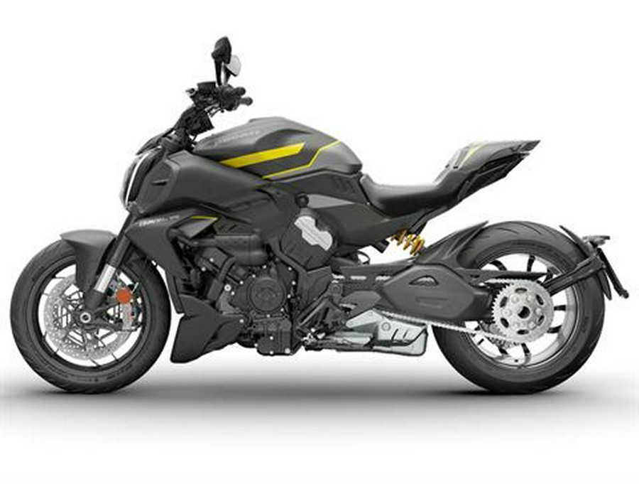 2026 Ducati Diavel V4