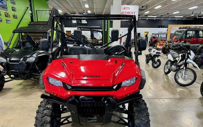 2023 Honda® Pioneer 1000 Deluxe