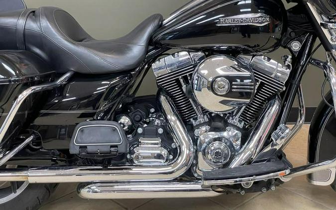 2015 Harley-Davidson® FLHTCU - Electra Glide® Ultra Classic®