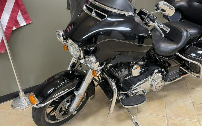 2015 Harley-Davidson® FLHTCU - Electra Glide® Ultra Classic®