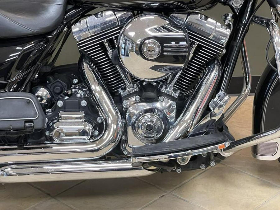 2015 Harley-Davidson® FLHTCU - Electra Glide® Ultra Classic®