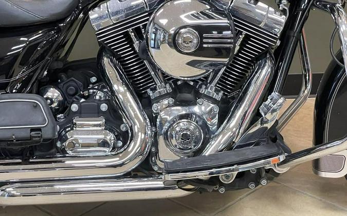 2015 Harley-Davidson® FLHTCU - Electra Glide® Ultra Classic®