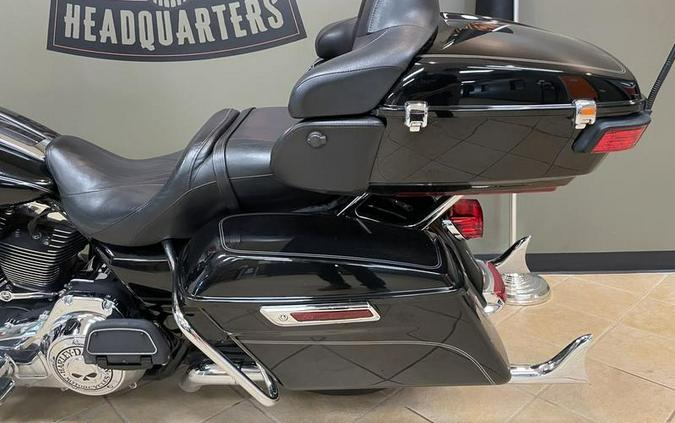 2015 Harley-Davidson® FLHTCU - Electra Glide® Ultra Classic®