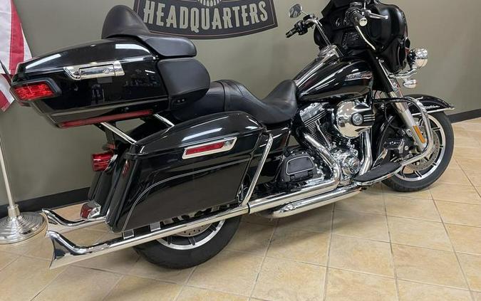 2015 Harley-Davidson® FLHTCU - Electra Glide® Ultra Classic®