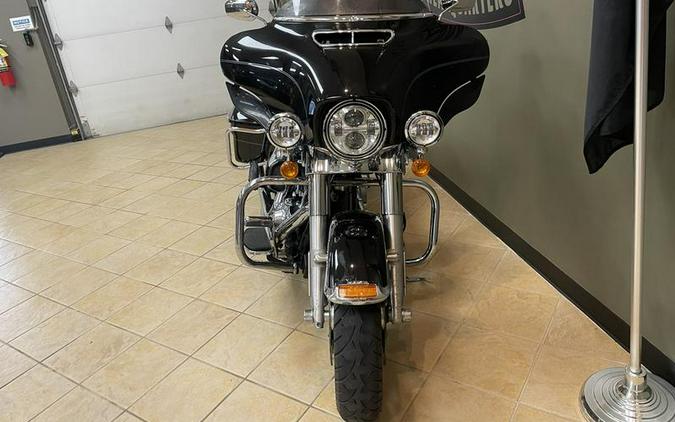 2015 Harley-Davidson® FLHTCU - Electra Glide® Ultra Classic®