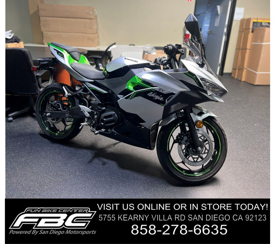 2024 Kawasaki Ninja® e-1 ABS