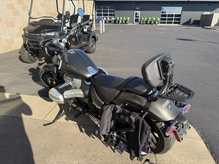 2022 BMW R 18 Manhattan Metallic Matte