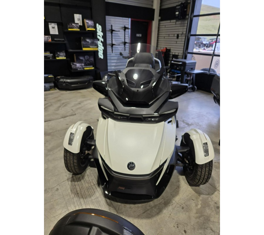 2025 Can-Am Spyder RT Sea-to-Sky