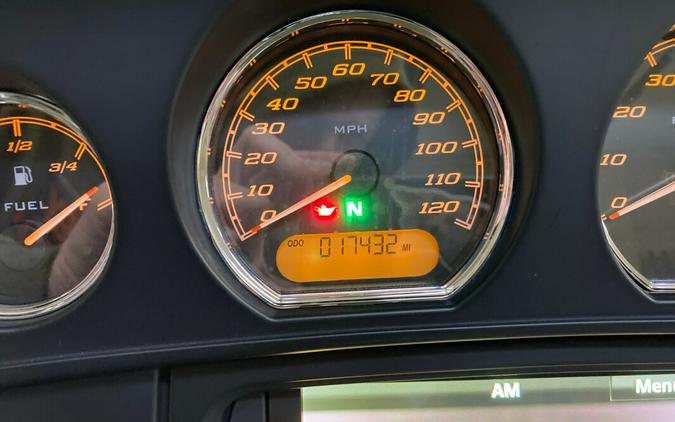 2014 Tri Glide Ultra Classic Blackened Cayenne