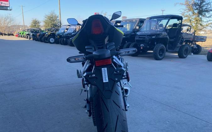 2026 Honda® CBR650R E-Clutch