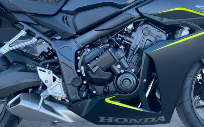 2026 Honda® CBR650R E-Clutch