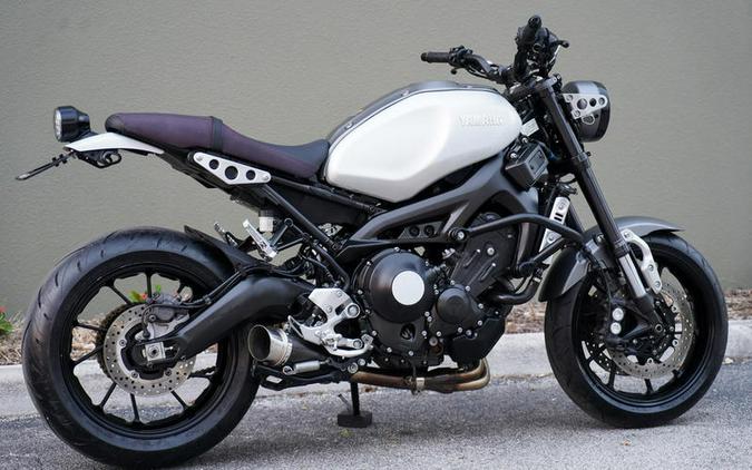 2016 Yamaha XSR900™