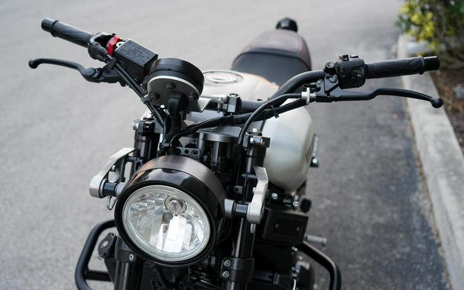 2016 Yamaha XSR900™