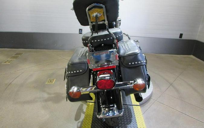 2009 Harley-Davidson® FLSTC - Heritage Softail®