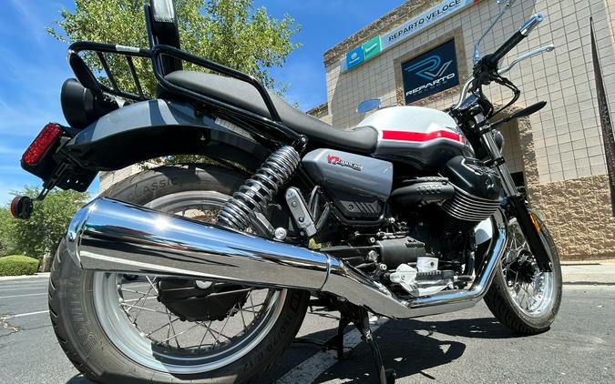 2024 Moto Guzzi V7 Special