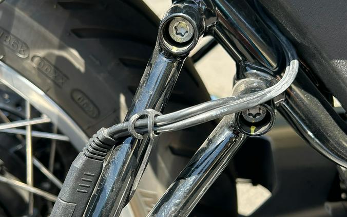 2024 Moto Guzzi V7 Special