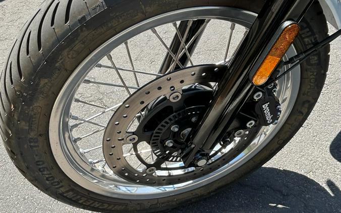 2024 Moto Guzzi V7 Special