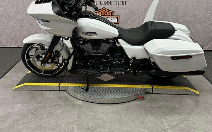 2024 FLTRX Road Glide®