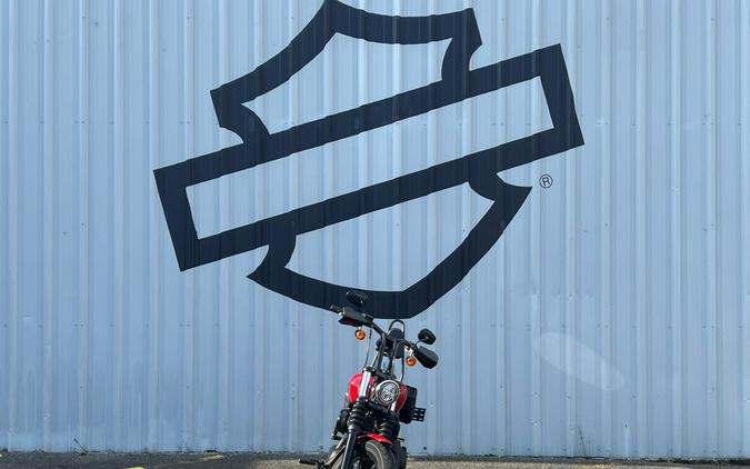 2022 Harley-Davidson® Street Bob® 114 Redline Red
