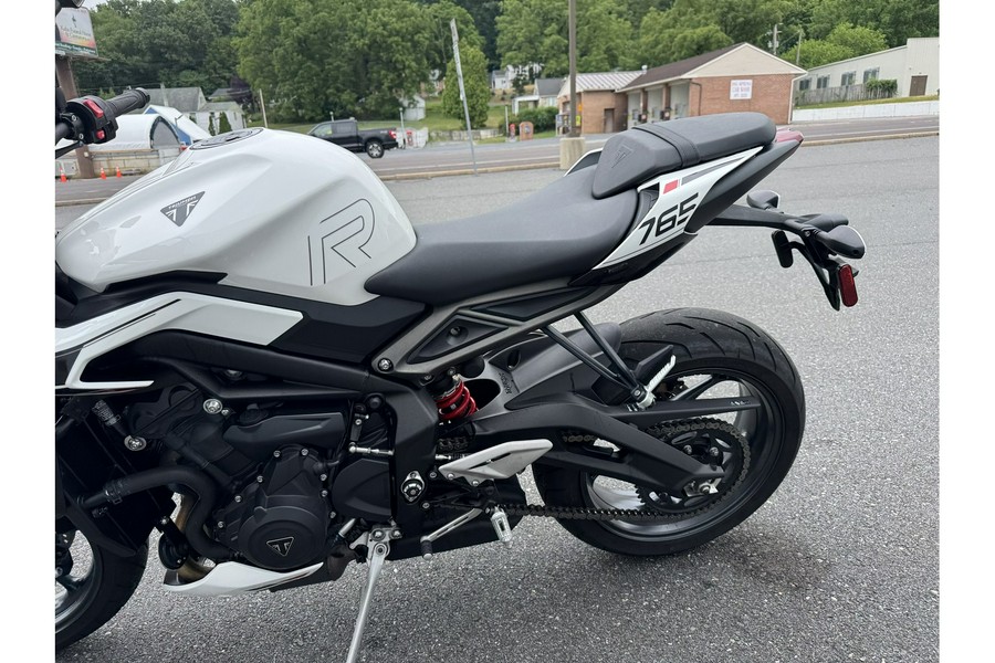 2024 STREET TRIPLE 765 R - Triumph