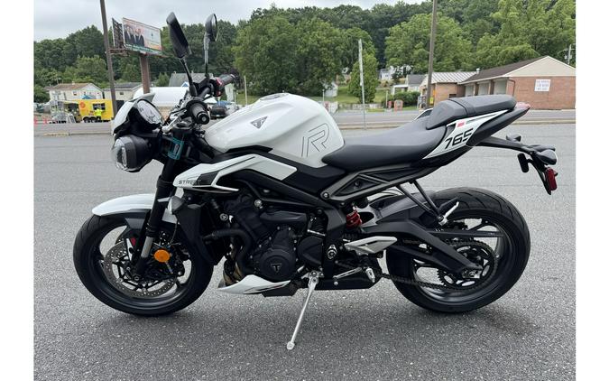 2024 STREET TRIPLE 765 R - Triumph