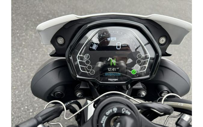 2024 STREET TRIPLE 765 R - Triumph
