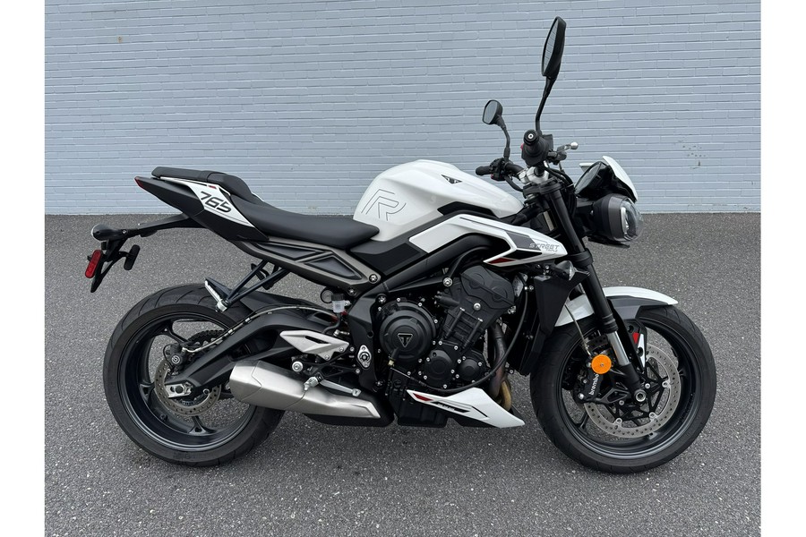 2024 STREET TRIPLE 765 R - Triumph