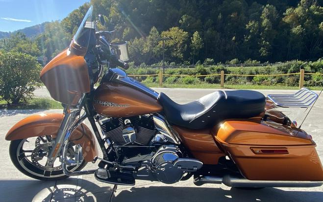 FLHXS 2016 Street Glide Special