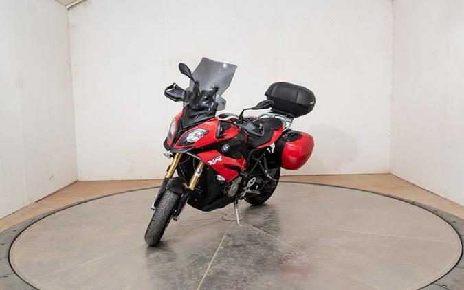 2016 BMW S 1000 XR Racing Red