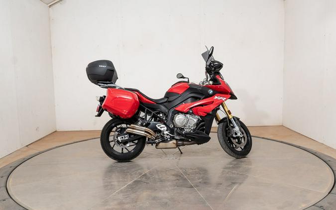 2016 BMW S 1000 XR Racing Red