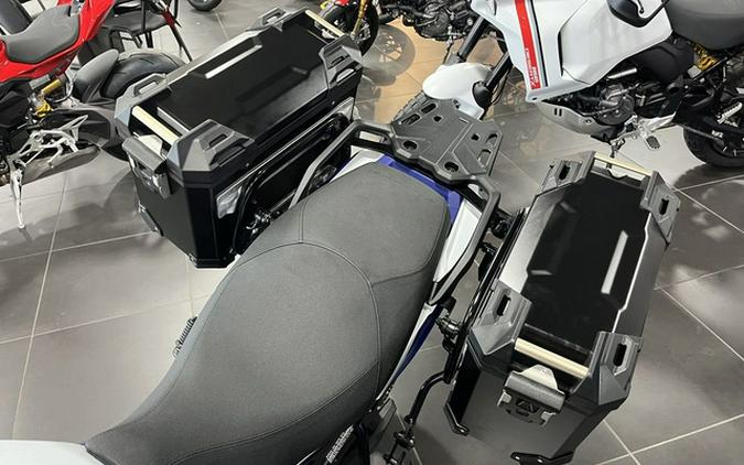 2025 Suzuki V-Strom 800DE Adventure