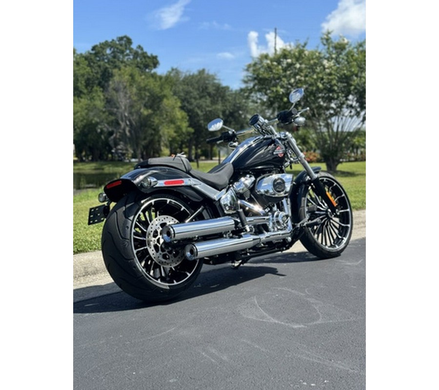 2025 Harley-Davidson Softail FXBR - Breakout
