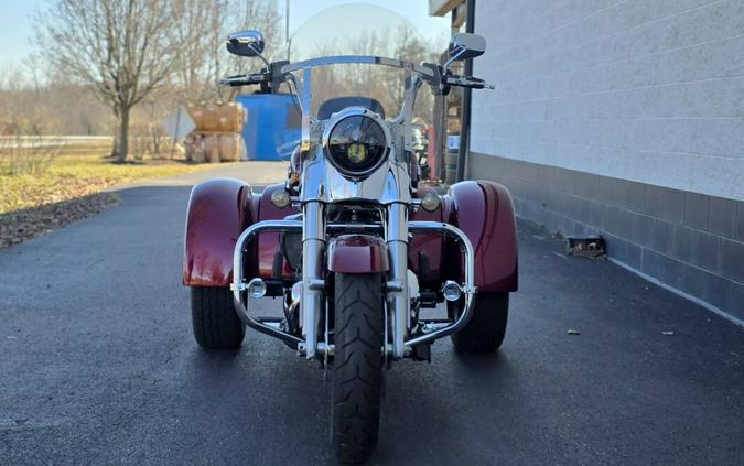 2017 Harley-Davidson® Freewheeler® Velocity Red Sunglo