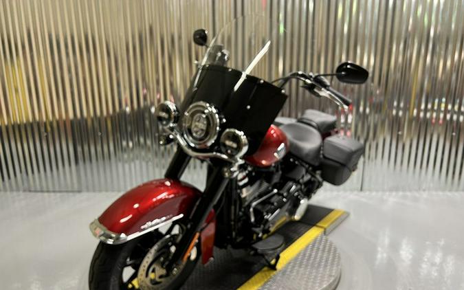 2026 Harley-Davidson Softail FLHC - Heritage Classic