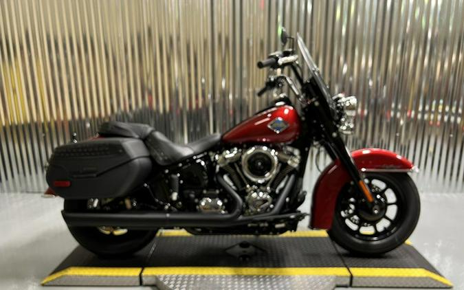 2026 Harley-Davidson Softail FLHC - Heritage Classic