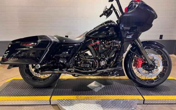 2022 Harley-Davidson® FLTRXSE - CVO™ Road Glide®