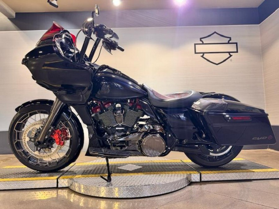 2022 Harley-Davidson® FLTRXSE - CVO™ Road Glide®