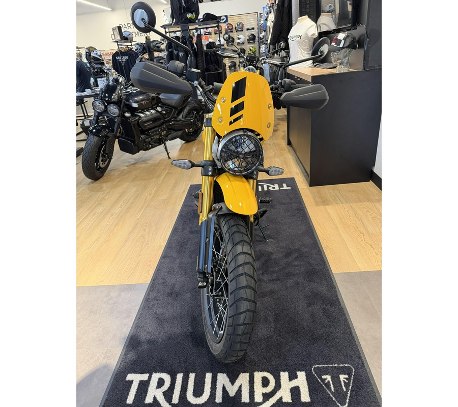 2026 Triumph Scrambler 400 XC
