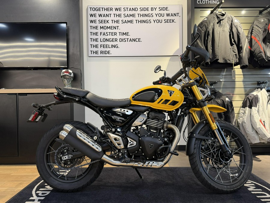 2026 Triumph Scrambler 400 XC