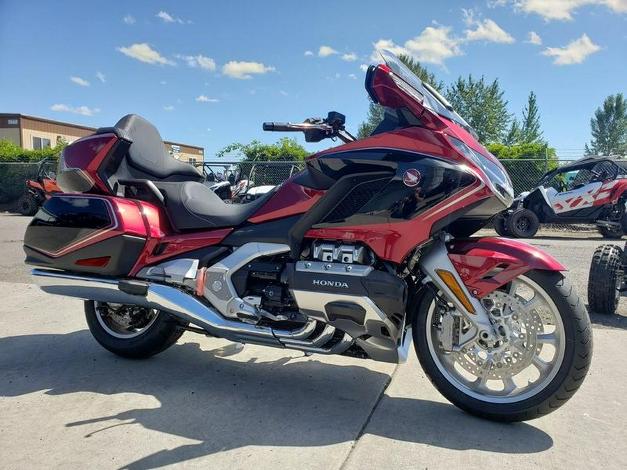 2020 Honda® Gold Wing Tour Automatic DCT Candy Ardent Red/Black