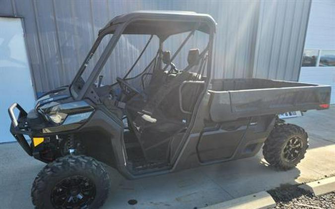 2023 Can-Am Defender Pro XT HD10