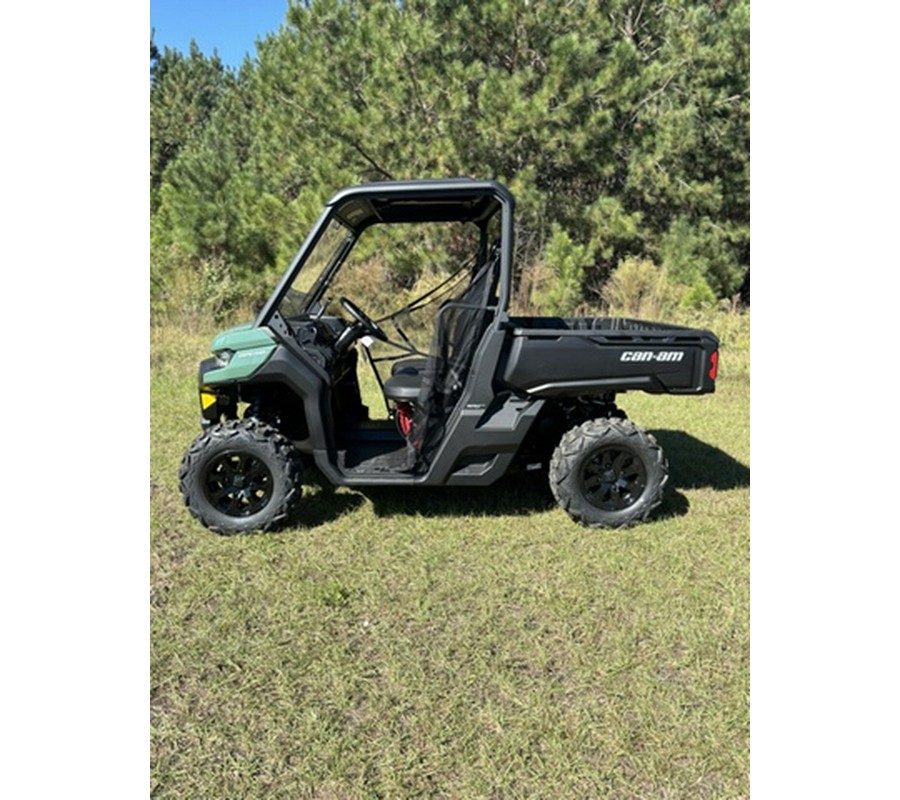 2025 Can-Am Defender DPS HD7 Compass Green