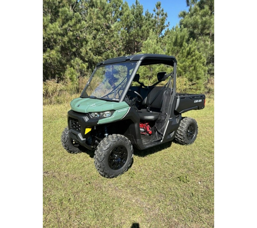 2025 Can-Am Defender DPS HD7 Compass Green