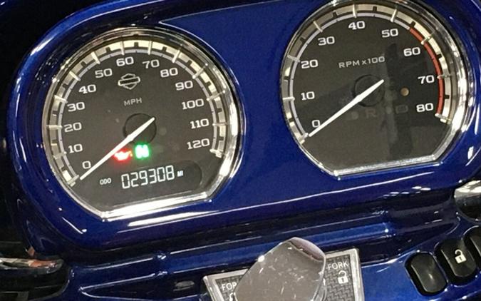 2015 Harley-Davidson® CVO™ Road Glide® Ultra Abyss Blue Crushed Sapphire FLTRUSE