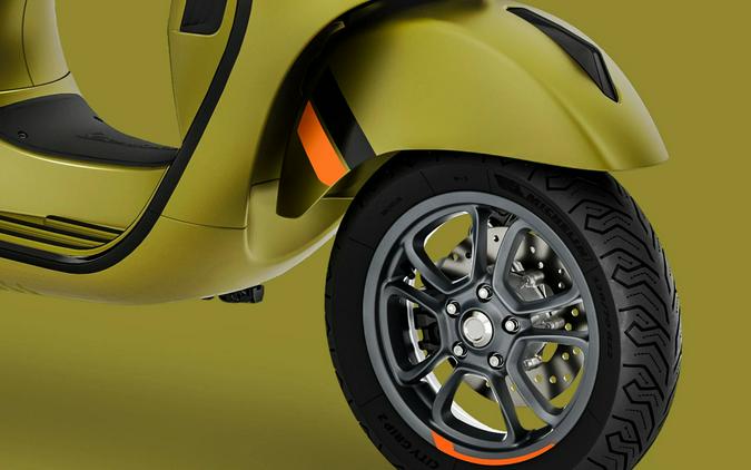 2025 Vespa GTS 310 SuperSport