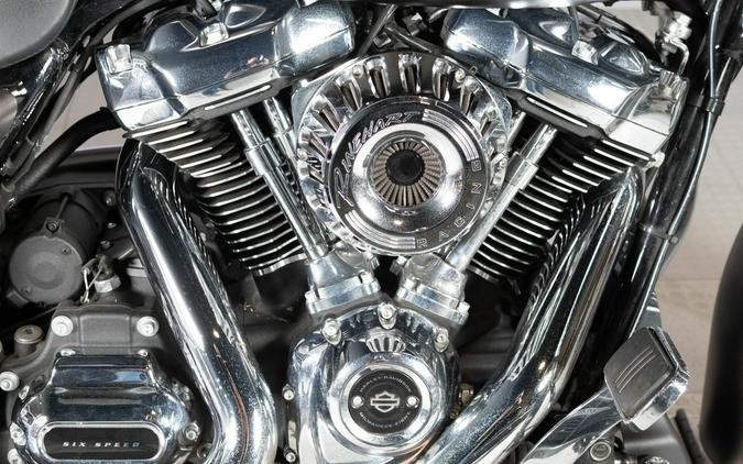 2020 Harley-Davidson Road Glide FLTRX