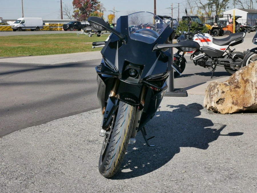 2027 Yamaha YZFR9VB