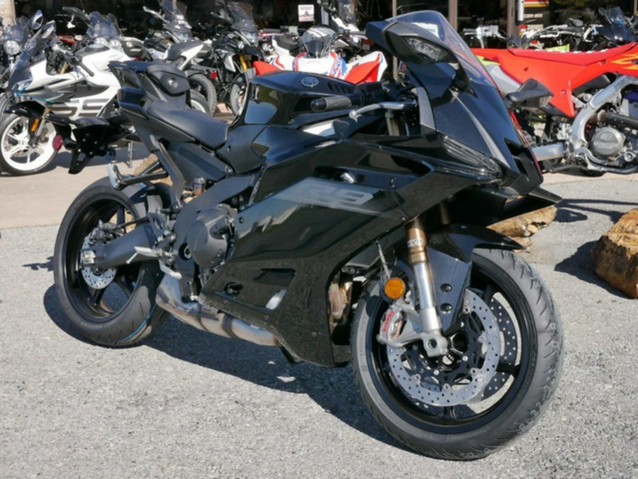 2027 Yamaha YZFR9VB